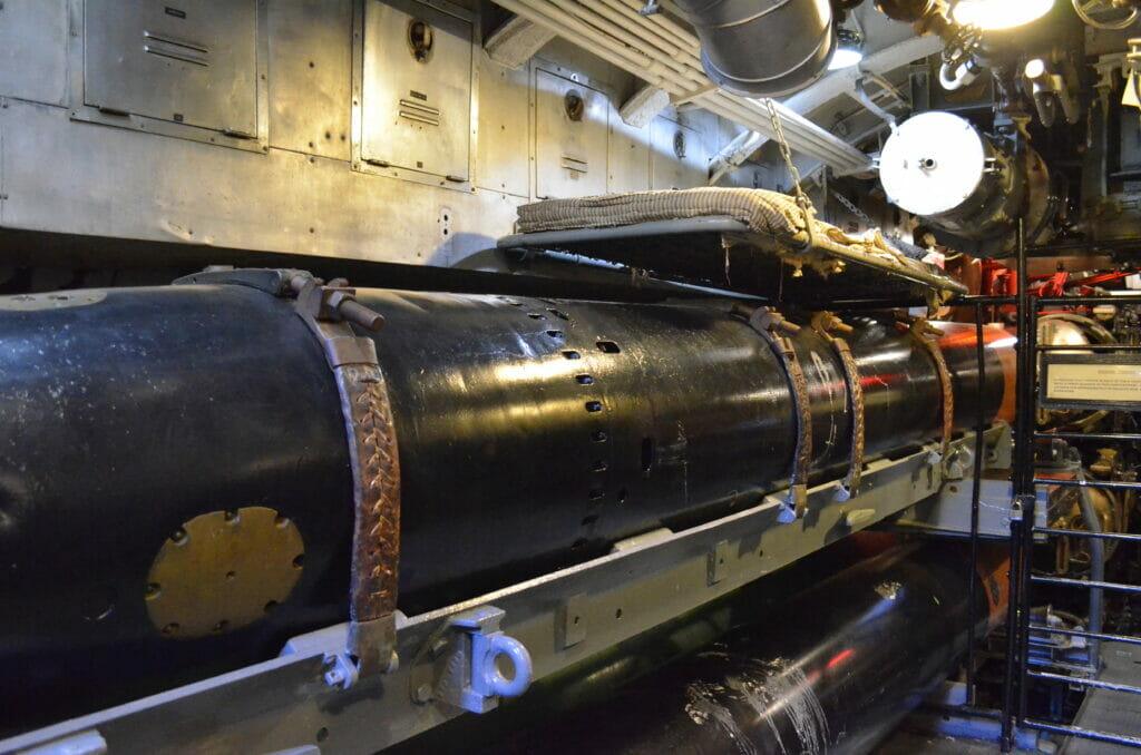 Sleeping berth on top of a torpedo