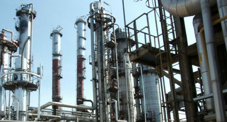 Chemical and process engineering plant