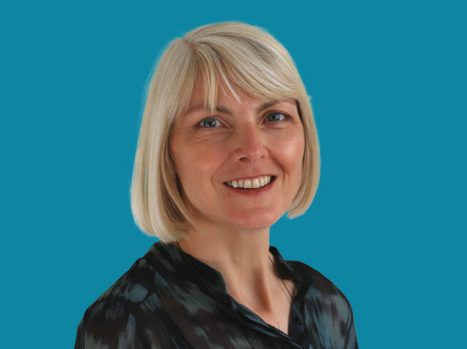 Ms Margaret Wright