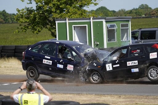 2 cars collide head-on at the ITAI